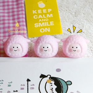 ของเล่นบีบแกะร้องเสียง TPR น่ารักสำหรับเด็กอายุ 5 ถึง 7 ปี ขายส่ง - Product Image 4