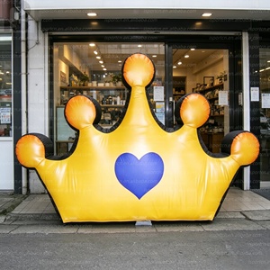 Vente Flash : Couronne <span class=keywords><strong>Gonflable</strong></span> Géante Lumineuse Personnalisée – Ornement Décoratif et Accessoire Publicitaire <span class=keywords><strong>Gonflable</strong></span> pour Centres Commerciaux/Festivals et Carnavals - Product Image 2