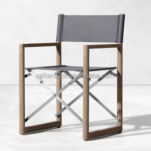 Un cadre en chêne sobre accueille une chaise en herbe de mer tissée à <span class=keywords><strong>la</strong></span> main en tesilin - Product Image 1