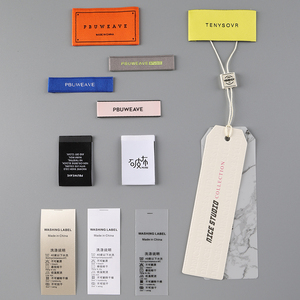 <span class=keywords><strong>Etichette</strong></span> di abbigliamento personalizzato One-Stop Shopping <span class=keywords><strong>etichette</strong></span> appese per abbigliamento Logo personalizzato tessuto etichetta - Product Image 1