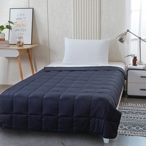 Couverture lestée matelassée en fibre de bambou 150x200cm 125GSM Bleu paon Quatre saisons Couverture lourde pour un sommeil profond - Product Image 5