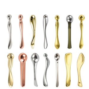 Herramientas de cuidado <span class=keywords><strong>facial</strong></span> de acero inoxidable personalizadas, cuchara de <span class=keywords><strong>Crema</strong></span> para Ojos, <span class=keywords><strong>crema</strong></span> para ojos, accesorio de varita de masaje, palo masajeador de Ojos de belleza - Product Image 1