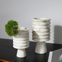 Vase en marbre Art déco de style avancé, ornement artisanal, décoration d'intérieur pour le salon, table basse