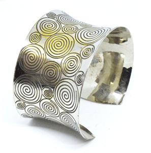 2024 Christmas Gift Vintage <b>Brass</b> Bangles Reddish Finish Peacock Bangles anniversary boho bangle of Pearl Pink <b>Sheet</b> Jewelry - Product Image 1