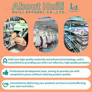 Fabricant Vêtements de sport tendance à manches longues Veste courte zippée Pantalon baggy Ensemble deux pièces Survêtements en nylon pour femmes avec logo personnalisé - Product Image 4