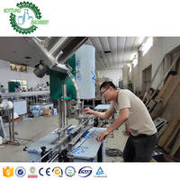 Auto 2000bph 300ml 350ml 500ml bouteille d'engrais vaisselle savon alcool liqueur essuie-glace lave-glace fluide eau embouteillage machine machines