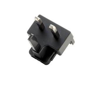 อะแดปเตอร์ปลั๊กอเนกประสงค์ของสหราชอาณาจักร ขั้วต่อไฟ AC 50 เฮิรตซ์ วัสดุพีซี รุ่น 1888acpW3U - Product Image 1