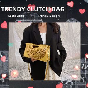 Sac à main doré pour femme pour soirée avec chaîne à porter à l'épaule ou au poignet, idéal pour les mariages, sac à main brillant - Product Image 2