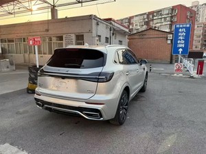 2023 Hongqi HS5 2,0 T <span class=keywords><strong>Coches</strong></span> <span class=keywords><strong>de</strong></span> gasolina usados Techo solar <span class=keywords><strong>de</strong></span> 5 plazas Asientos delanteros <span class=keywords><strong>de</strong></span> cuero ACC Crucero <span class=keywords><strong>Segunda</strong></span> <span class=keywords><strong>mano</strong></span> Izquierda Turbo R18 Manual - Product Image 4