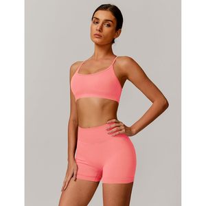 Conjunto Deportivo de 2 Piezas para Mujer: Sujetador Deportivo con Espalda Cruzada y Shorts de Cintura Alta con Efecto Levanta Glúteos para Yoga - Product Image 3