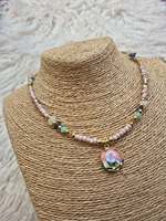 Collier pour femmes avec pendentif goutte d'huile, perles en pierre naturelle, perles en cristal de verre, plaqué or 18 carats, style rétro Monet Garden