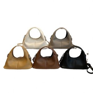 2025 Hot Selling Large Diamond Lattice PU Leather Womans Handbags Fashion Ladies Tote Bags Simple Woman Bags for Commuting - Product Image 1