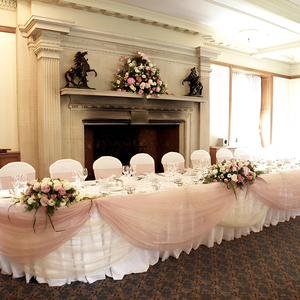 Decoración DE BODA romántica y memorable Diseños de rodapiés de mesa hermosos y duraderos para un evento impresionante - Product Image 2