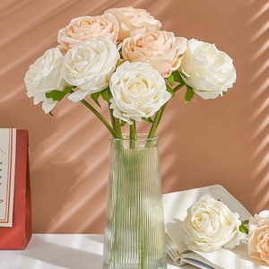 Rose artificielle en soie à tige unique, résistante à la chaleur, pour décoration intérieure et accessoire de mariage - Product Image 3