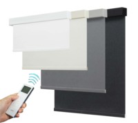 Stores enrouleurs électriques en polyester intégrés, occultants à 100 %, protection UV et isolation thermique pour bureaux
