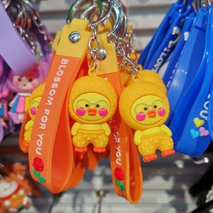 Vente en gros de porte-clés en PVC personnalisés avec un design de dessin animé 3D mignon, porte-clés en caoutchouc souple pour voiture, accessoires - Product Image 1