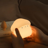 Lampe de nuit en silicone souple et sûre en forme de champignon, interrupteur tactile, mini format portable, décoration de chambre d'enfant, lumière douce et chaude pour chambre d'enfant, veilleuse