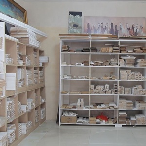 Mẫu trắng <span class=keywords><strong>primed</strong></span> gỗ thông <span class=keywords><strong>MDF</strong></span> mouldings trang trí nội thất hiện đại khuôn mẫu không thấm nước Ốp chân tường ván chân tường đúc cửa vỏ - Product Image 3