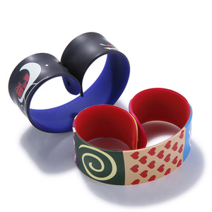 Promocional de silicona Pat Patting Hand Ring Pops <span class=keywords><strong>Papa</strong></span> Circle <span class=keywords><strong>Pulsera</strong></span> de silicona Slap Wristband para niños - Product Image 2