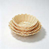 Panier de rangement pour fruits, pain et collations en rotin PP tressé artisanal beige à bords festonnés, de qualité alimentaire, imperméable et sur mesure
