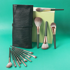 <span class=keywords><strong>Beauty</strong></span> <span class=keywords><strong>Planet</strong></span>, brocha de abanico sintética Premium de 14 piezas, bolsa verde de forma plana, Kit de maquillaje de lujo, brocha para hacer cara en polvo con etiqueta privada - Product Image 2