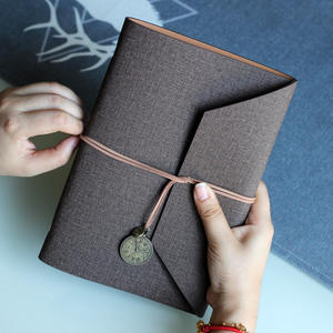 Cahier à trois volets créatif en coton et lin PU cuir carnet A5 Journal Journal Journal Journal Journal à feuilles mobiles DIY personnalisé 2023 - Product Image 6