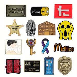 Badge en métal imprimé en typographie, personnalisé, amusant, avec ruban bleu, pour sac à dos, thème Thanksgiving, pour encourager les amis attentionnés - Product Image 1