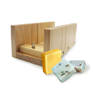 Nuevo Molde de Silicona Cuadrado Multifuncional y Ecológico para Jabón con Caja de Madera, Capacidad de 1200 ml, Uso Manual, Lavado a Mano - Product Image 5
