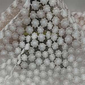 高品质纯色刺绣面料 网眼面料 小花朵刺绣 女式夏季服装 - Product Image 5