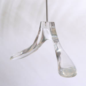 Appendiabiti in acrilico trasparente Grucce Cabide OEM Store appendini in acrilico di lusso per abbigliamento altri appendini Perchas - Product Image 5