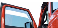 En el canal Protectores de lluvia Visor de ventana Deflectores de viento Viseras de ventilación para 2025 FORD EXPLORER EV In-Channel Ventshade Ventvisor