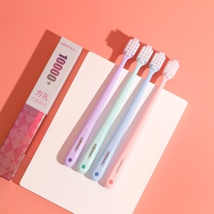 Juego de cepillos de <span class=keywords><strong>dientes</strong></span> personalizable OEM con <span class=keywords><strong>pasta</strong></span> de <span class=keywords><strong>dientes</strong></span>-Nylon/PBT Cerdas suaves/medianas/duras-Cepillo de <span class=keywords><strong>dientes</strong></span> de cuidado dental de alta calidad - Product Image 4