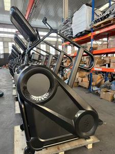 Nouvel équipement de <span class=keywords><strong>fitness</strong></span> commercial à <span class=keywords><strong>prix</strong></span> abordable : Stair Master, simulateur d'escalade, <span class=keywords><strong>machine</strong></span> d'escalade pour la remise en forme - Product Image 4