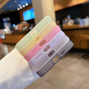 Fundas Magnéticas de Silicona Suave con Diseño de Color Jelly para Apple iPhone 11 12 13 14 15 Plus 16E 17Air 18 Pro Max, Resistentes a Impactos - Product Image 3