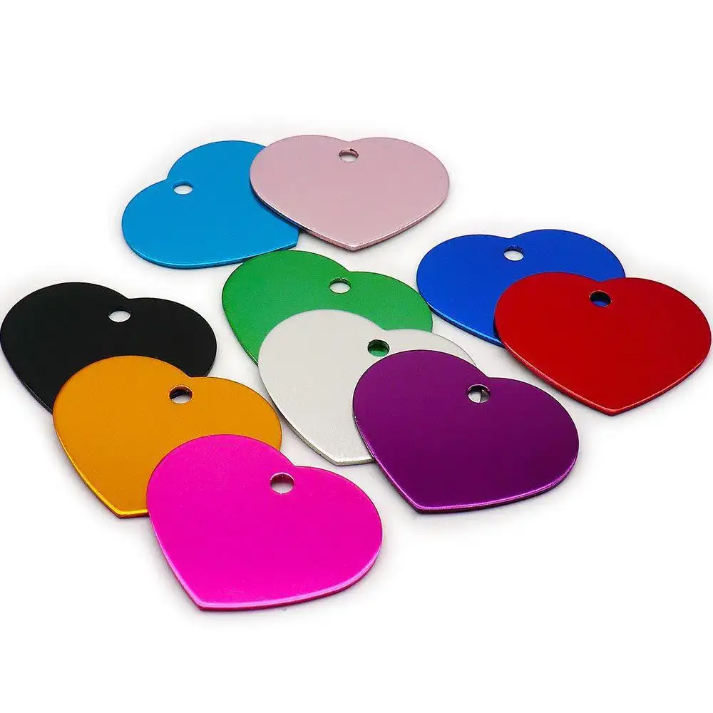 En forme de coeur coloré en gros Spot Pet ID Tag pendentif amour Laser bricolage nom étiquette perte prévention fournitures pour animaux de compagnie plusieurs couleurs