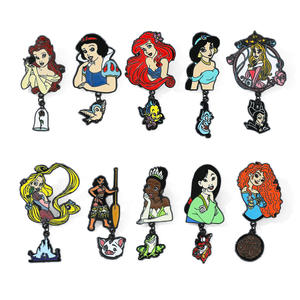 شارة معدنية مبتكرة أميرات كرتونية امريكيّة حورية البحر الصغيرة بيضاء ثلجية Mulan ذهبية منقوشة مطلية - Product Image 5