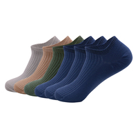 Chaussettes de cheville sneaker blanches pour femmes de conception de nouvelles en gros pour la marque de coureur