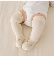 Chaussettes longues pour nouveau-né, chaussettes en coton doux jusqu'aux genoux, chaussettes confortables pour bébé et tout-petit, pour un usage quotidien