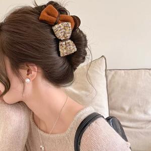 Clip à <span class=keywords><strong>cheveux</strong></span> en cuivre fait main vintage avec nœud papillon, élégant clip à <span class=keywords><strong>cheveux</strong></span> pour <span class=keywords><strong>femme</strong></span>, clip à <span class=keywords><strong>cheveux</strong></span> de style requin haut de gamme - Product Image 4