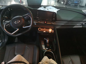 Nuova auto <span class=keywords><strong>Hyundai</strong></span> Elantra 2025 auto ad alta velocità benzina auto <span class=keywords><strong>hyundai</strong></span> Elantra 2025 per il commercio all'ingrosso - Product Image 5