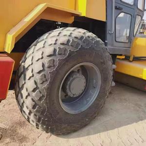 Rouleau vibratoire à tambour unique Dynapac CA251D de 9,75 tonnes, éprouvé sur le terrain, certifié CE EPA pour la construction routière - Product Image 4