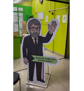 Handshaking Cartoon Standdees Altura personalizada y elección de personajes Ideal para eventos Fiestas Promociones y exhibiciones de negocios - Product Image 6