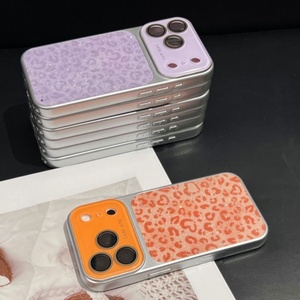 Coque de téléphone tendance pour femme, motif léopard scintillant, couleurs élégantes et girly, coque arrière pour iPhone 17 16 15 14 13 12 Pro Max, vente en gros - Product Image 3