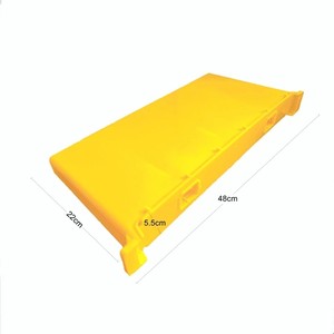 Nouvel équipement d'apiculture Pomelo 4L en plastique jaune : mangeoire et abreuvoir pour ruche avec garantie d'un an - Product Image 4