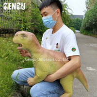Modèle animatronique personnalisé, marionnette de dinosaure bébé à commande manuelle pour une utilisation en intérieur/extérieur dans les centres commerciaux, les parcs d'aventure