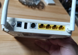 ONU GPON Jinglai HS8145C di Alta Qualità, 1GE+3FE+1POT+1USB+WIFI, Fibra Singola, Modalità Singola, 20KM, 1310/1550nm, Apparecchiatura a Fibra Ottica - Product Image 4