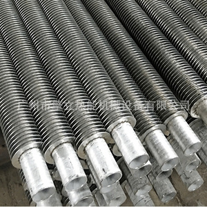 Tube échangeur de chaleur à ailettes en acier inoxydable série 300, soudé, rond, pour chauffage à la vapeur - Product Image 4