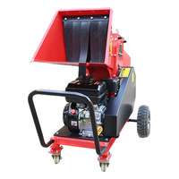 Broyeur de bois mobile forestier robuste avec moteur à essence 7 CV, capacité de coupe de 80 mm, pour usage agricole, système hydraulique fluide