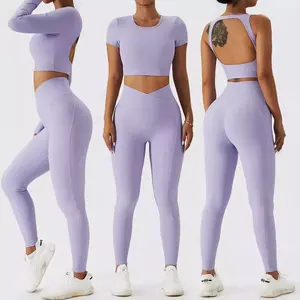 Allenamento senza cuciture in maglia a coste personalizzato Running Athletic Fitness Yoga Wear abbigliamento da palestra per allenamento donna