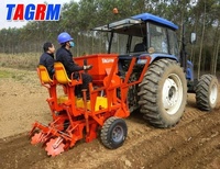 Tracteur agricole pas cher monté Tapioca Mandioca Yuca planteur Manioc semis machine à planter Yam pomme de terre Garri semoir manioc planteur
